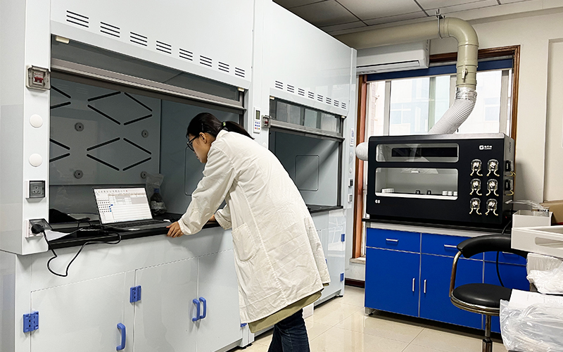 全自動石墨消解儀解決實(shí)驗(yàn)室消解難題 全自動石墨消解儀解決實(shí)驗(yàn)室消解難題